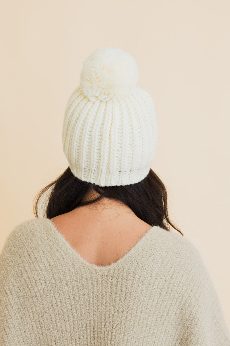 Soul Flow Apparel | Boho Chunky Cable Knit Pom Beanie