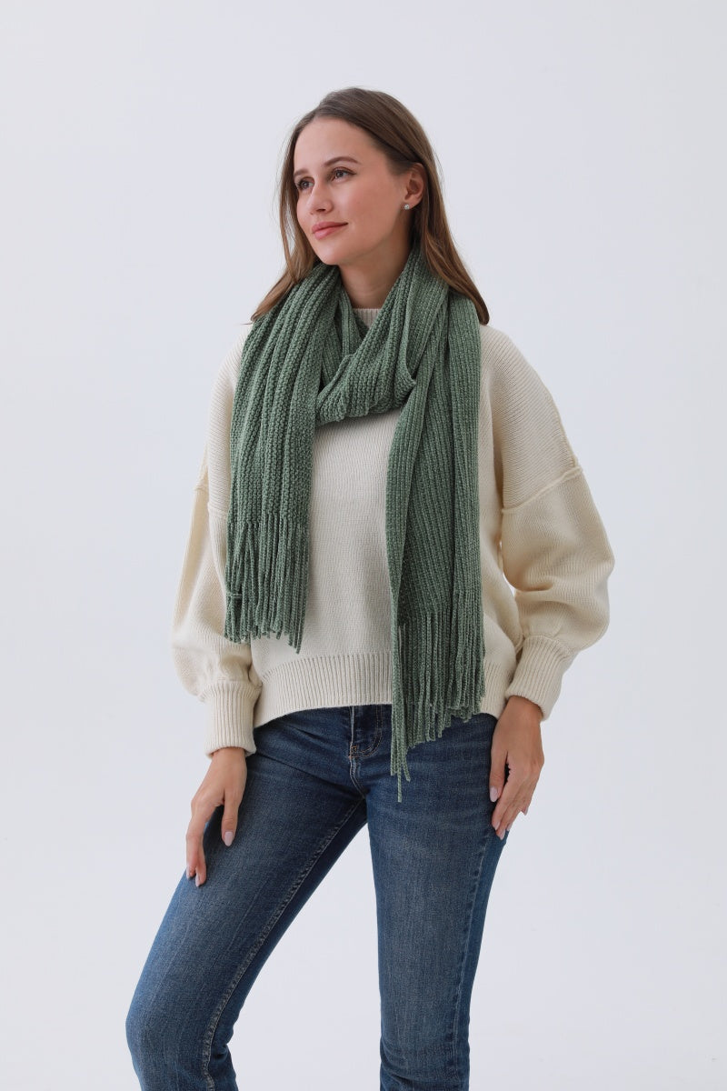 Luxe Chenille Knit Scarf – Plush Tassel Elegance???-Soul Flow Apparel