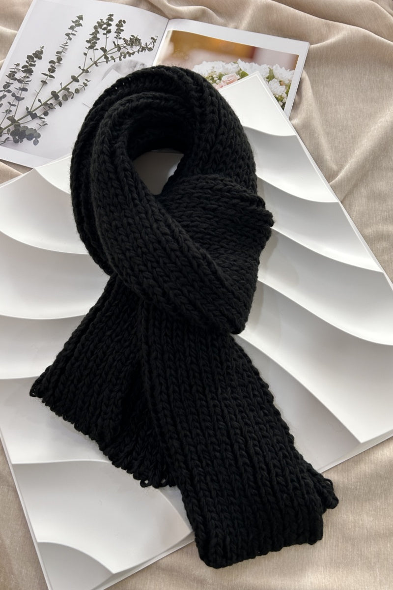Chunky Ribbed Scarf – Oversized Winter Wrap for Women 🧣❄️