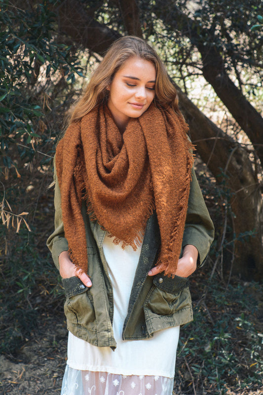 Luxury Mohair Square Scarf – Cozy & Elegant Wrap ❄️🧣
