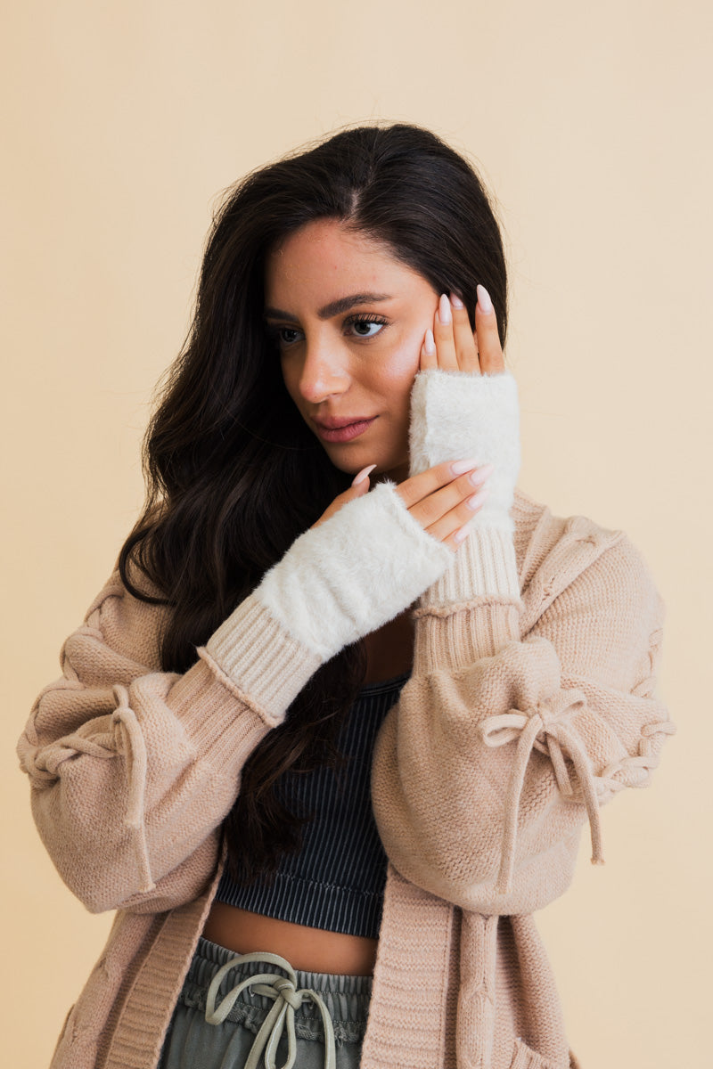 Plush Winter Gloves - Phone-Friendly Use ????-Soul Flow Apparel