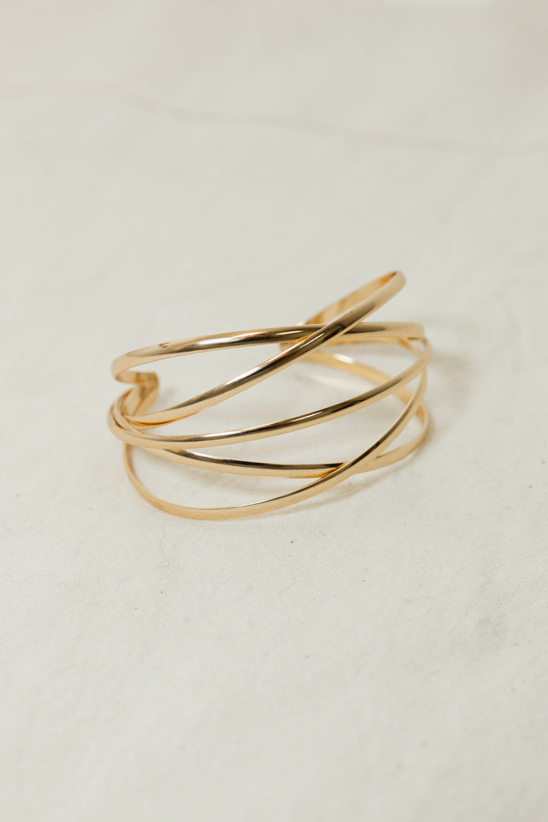 Retro Metallic Cuff Bracelet – Sleek and Stylish-Soul Flow Apparel