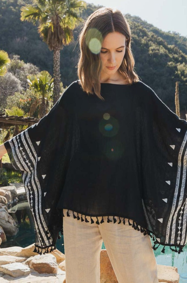 Soul Flow Apparel | Boho Aztec Embroidered Tunic