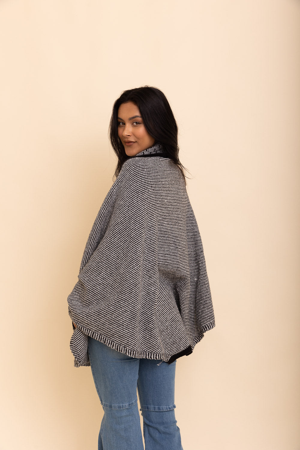 Over The Shoulder Knitted Shawl-Soul Flow Apparel