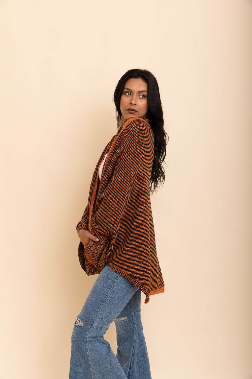 Over The Shoulder Knitted Shawl-Soul Flow Apparel