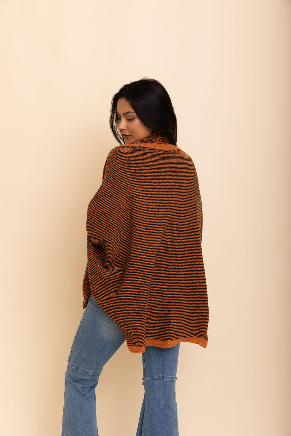 Over The Shoulder Knitted Shawl-Soul Flow Apparel