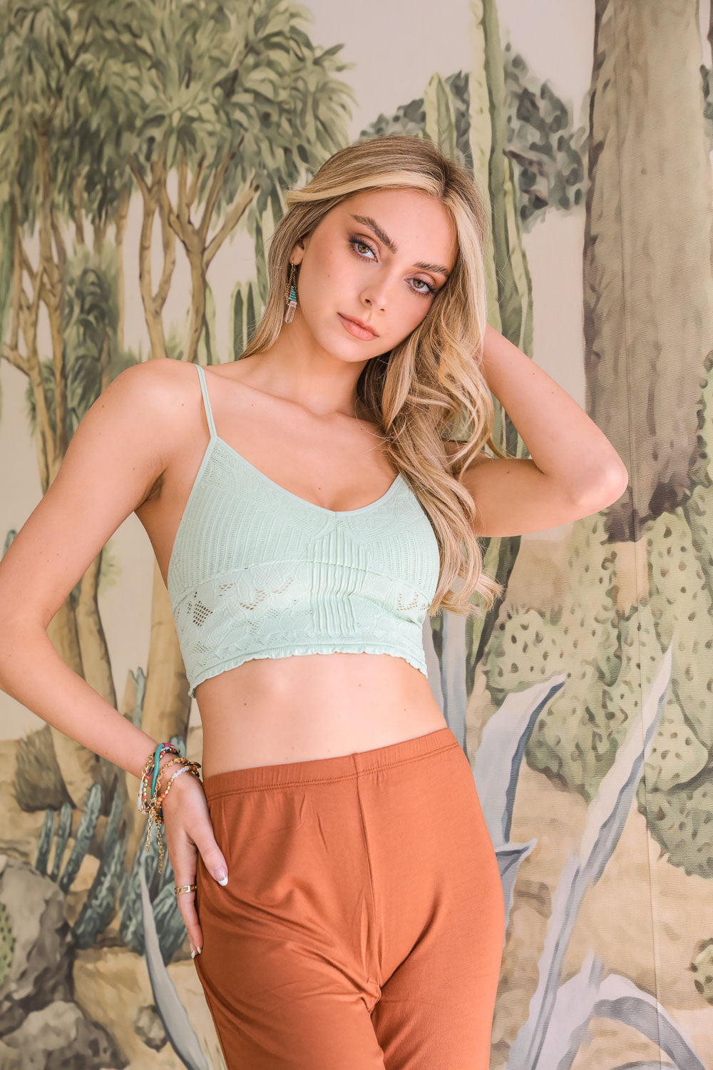 V-Cut Textured Brami ??-Soul Flow Apparel