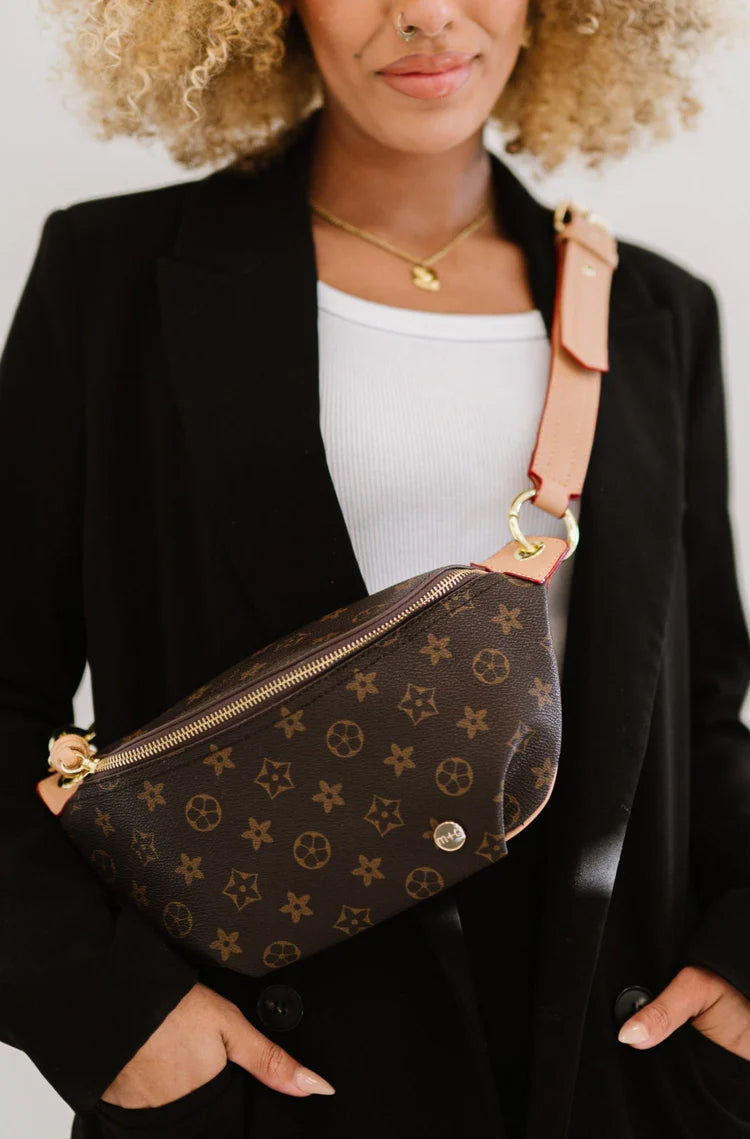 Modern and Chic Lydia Belt Bag, Crossbody bag
