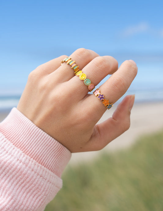 Staggered Enamel Ring