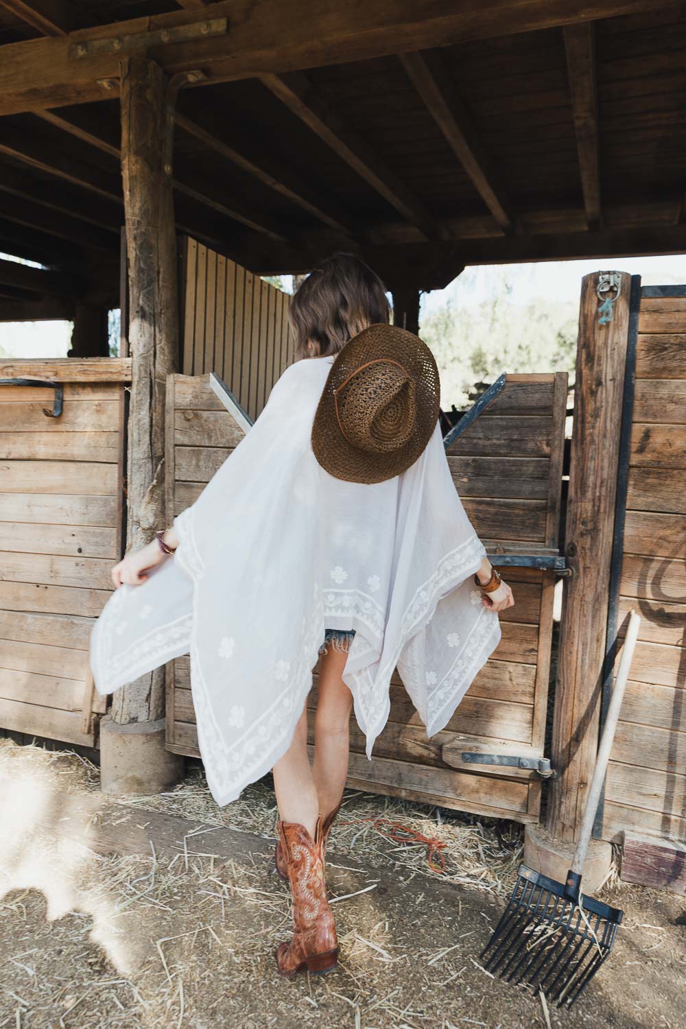 Floral Embroidered Sleeves Kimono-Soul Flow Apparel