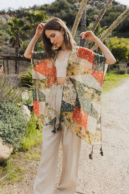 Allover Floral Print Kimono-Soul Flow Apparel
