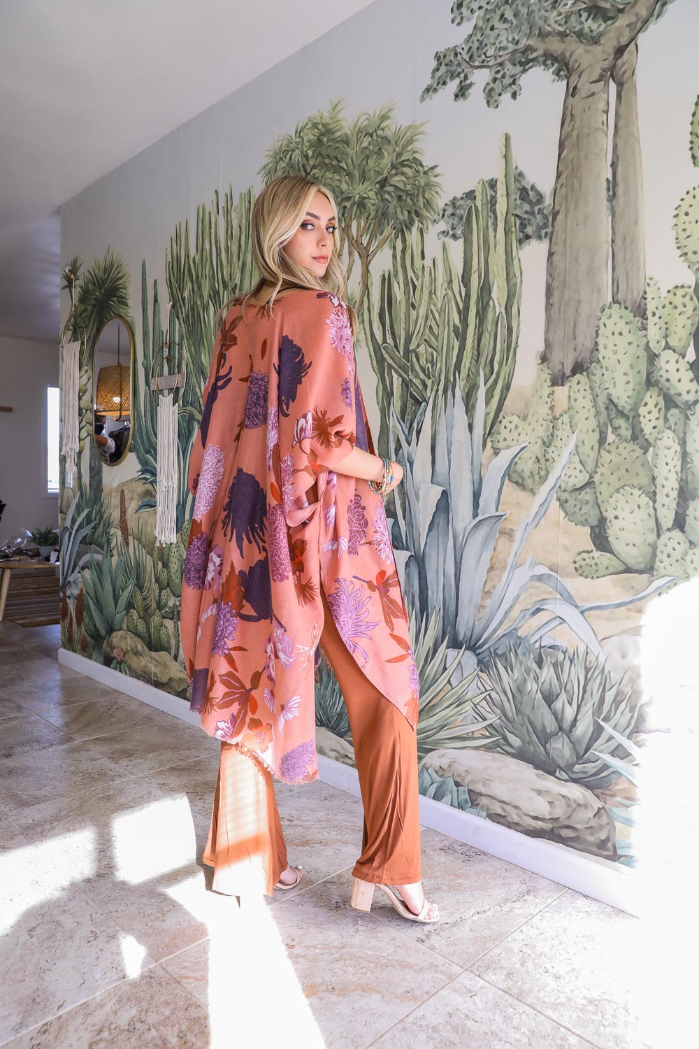 Floral Motif Combo Kimono-Soul Flow Apparel