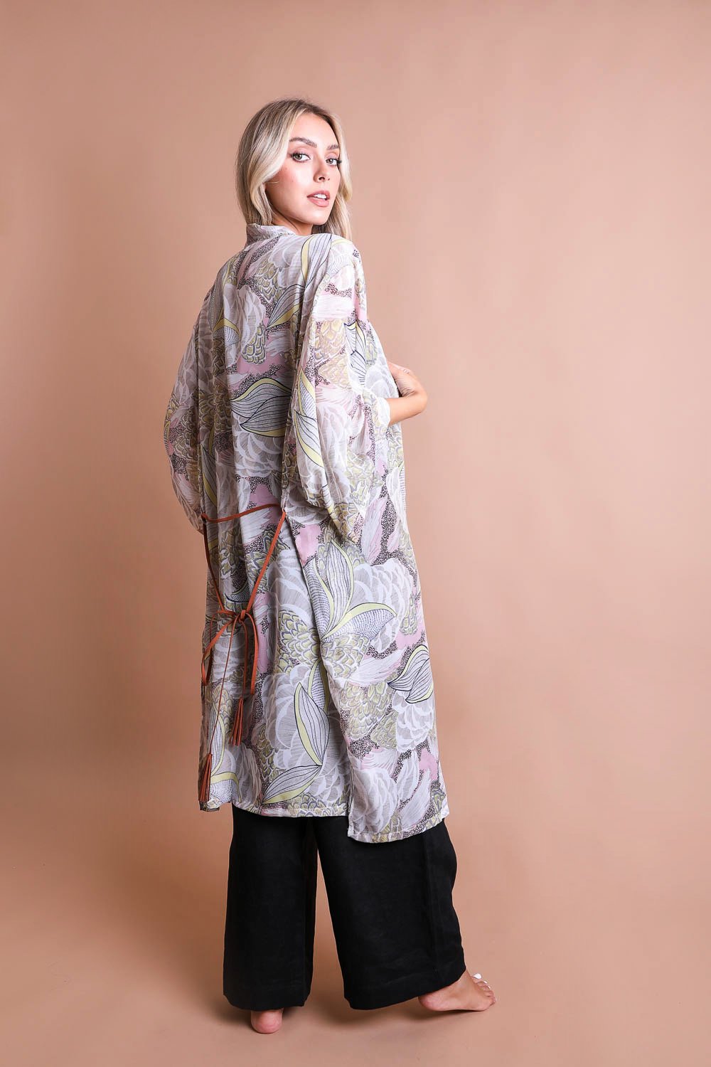 Ikebana Kimono-Soul Flow Apparel
