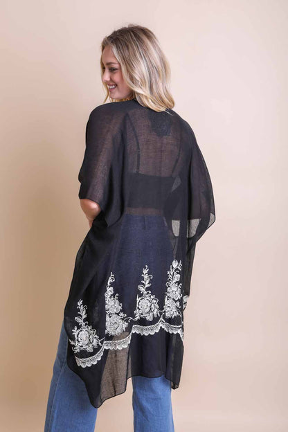 Chic Embroidered Kimono – Sophisticated Floral Design-Soul Flow Apparel