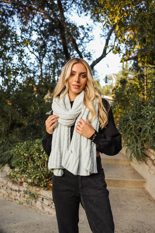Boucle Vertical Knit Scarf-Soul Flow Apparel