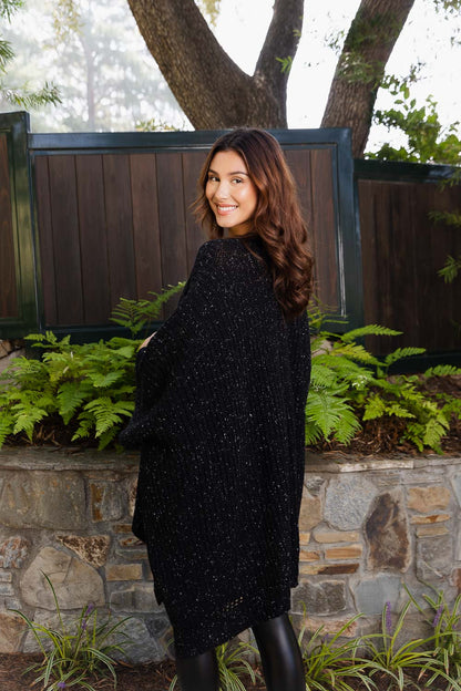 Snuggly Knit Haven Chunky Ribbed Pocket Ruana-Soul Flow Apparel