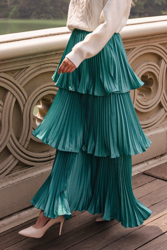 In Love With Me Woven Skirt Solid Color With Pleated Layers And Side Zipper
