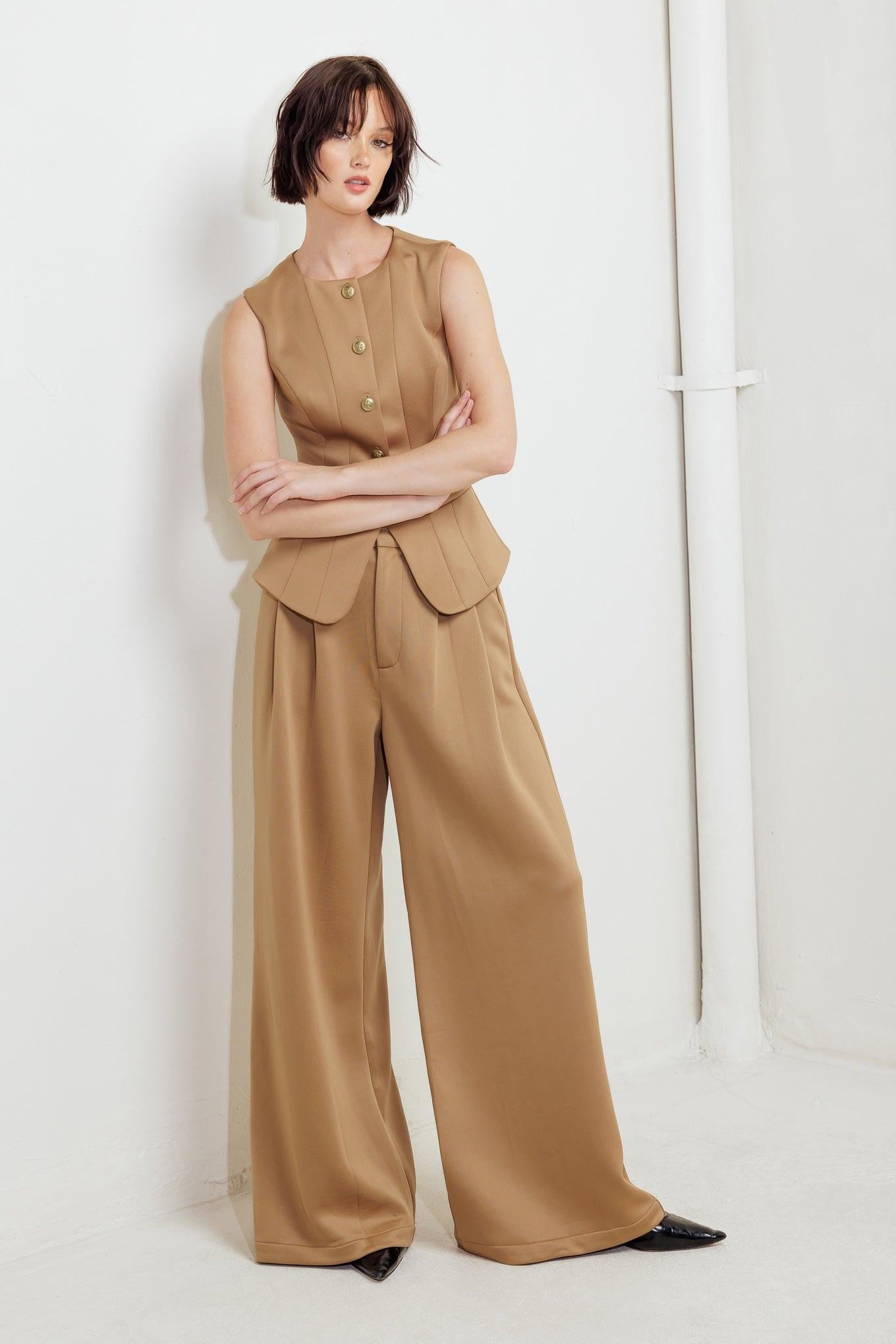 ROMANTIC PETAL WOVEN PANTS