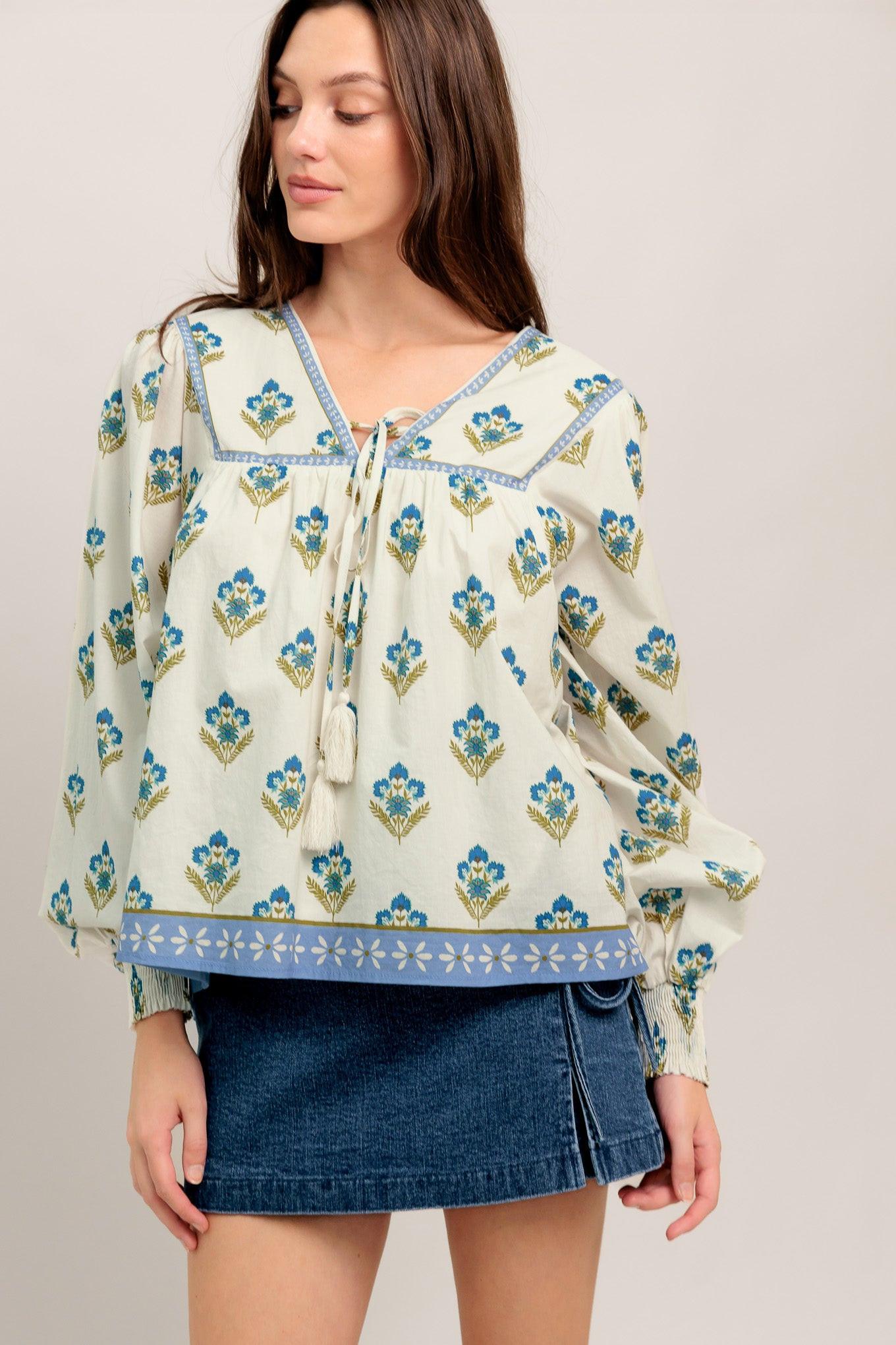 FROM COFFEE RUNS TO WEEKENDS WOVEN TOP