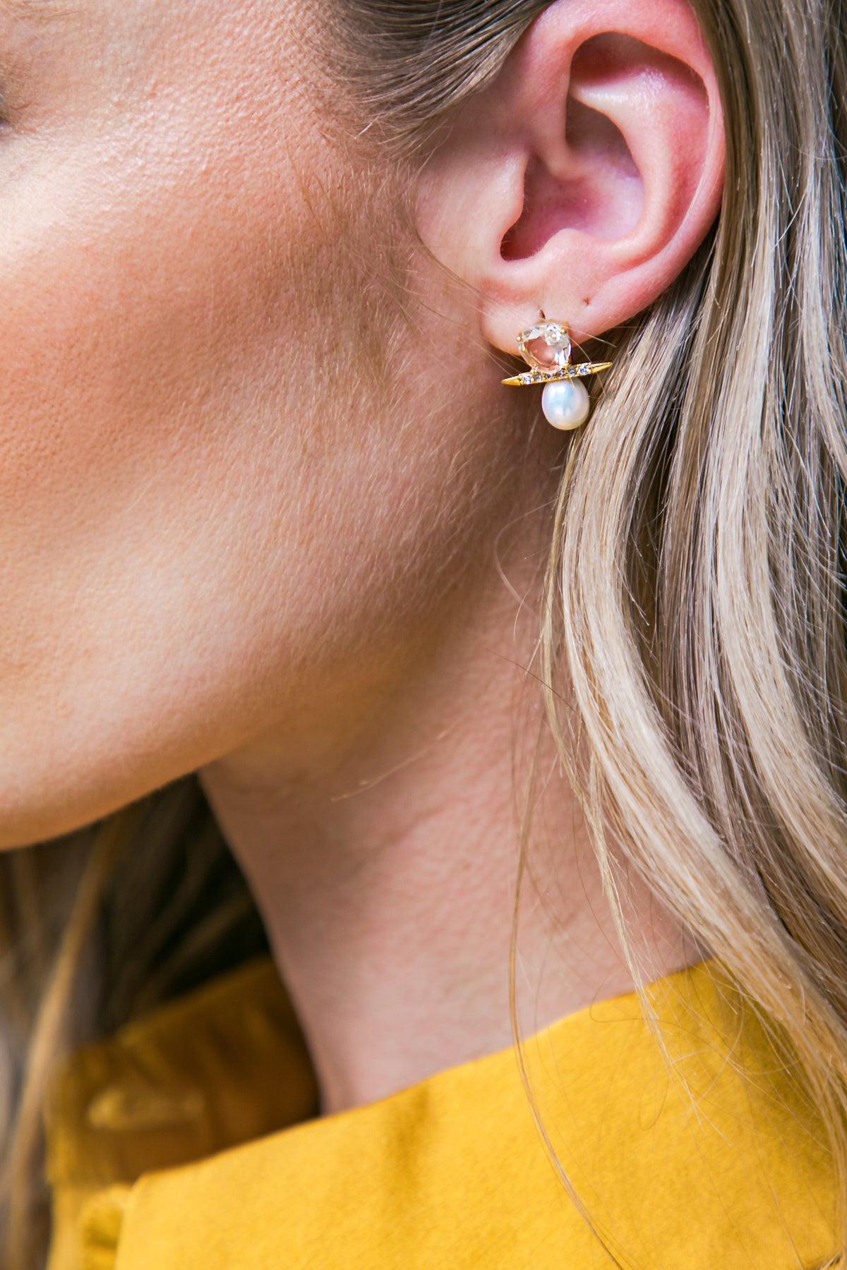 Kimberly Pearly Earrings Geometric Brass Imitation Pearl Jewelry Made In Korea