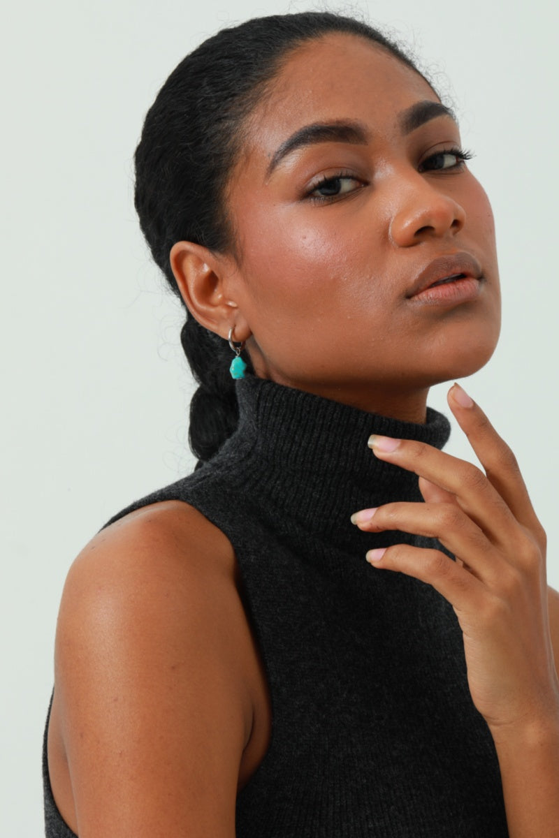 Natural Turquoise Earrings – Irregular Stone Design 💎