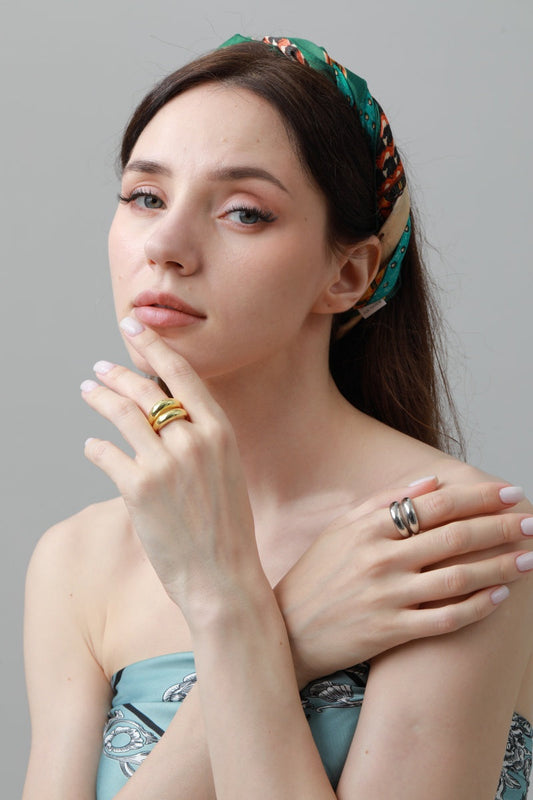High-Shine Geometric Ring – Open-Ended Minimalist Statement ?????-Soul Flow Apparel