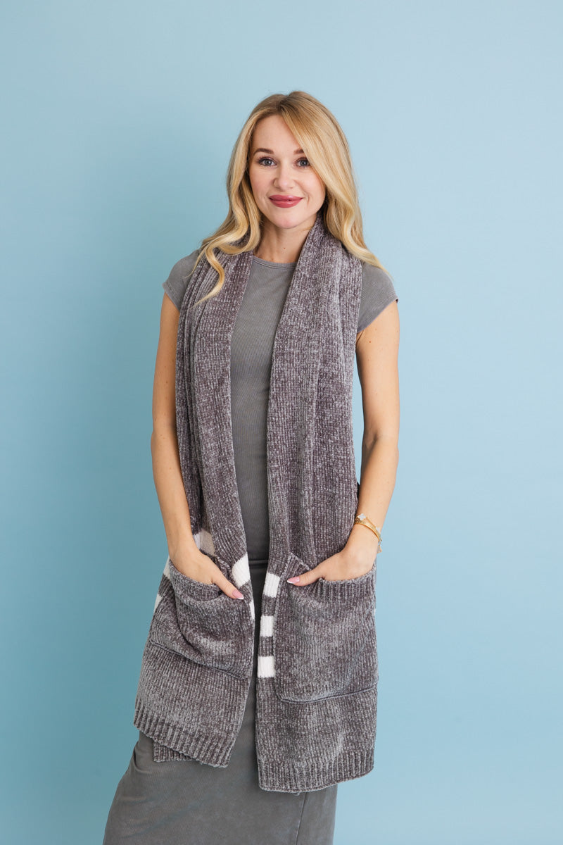 Chenille Pocket Scarf - Soft Comfort with Handy Pockets ????-Soul Flow Apparel