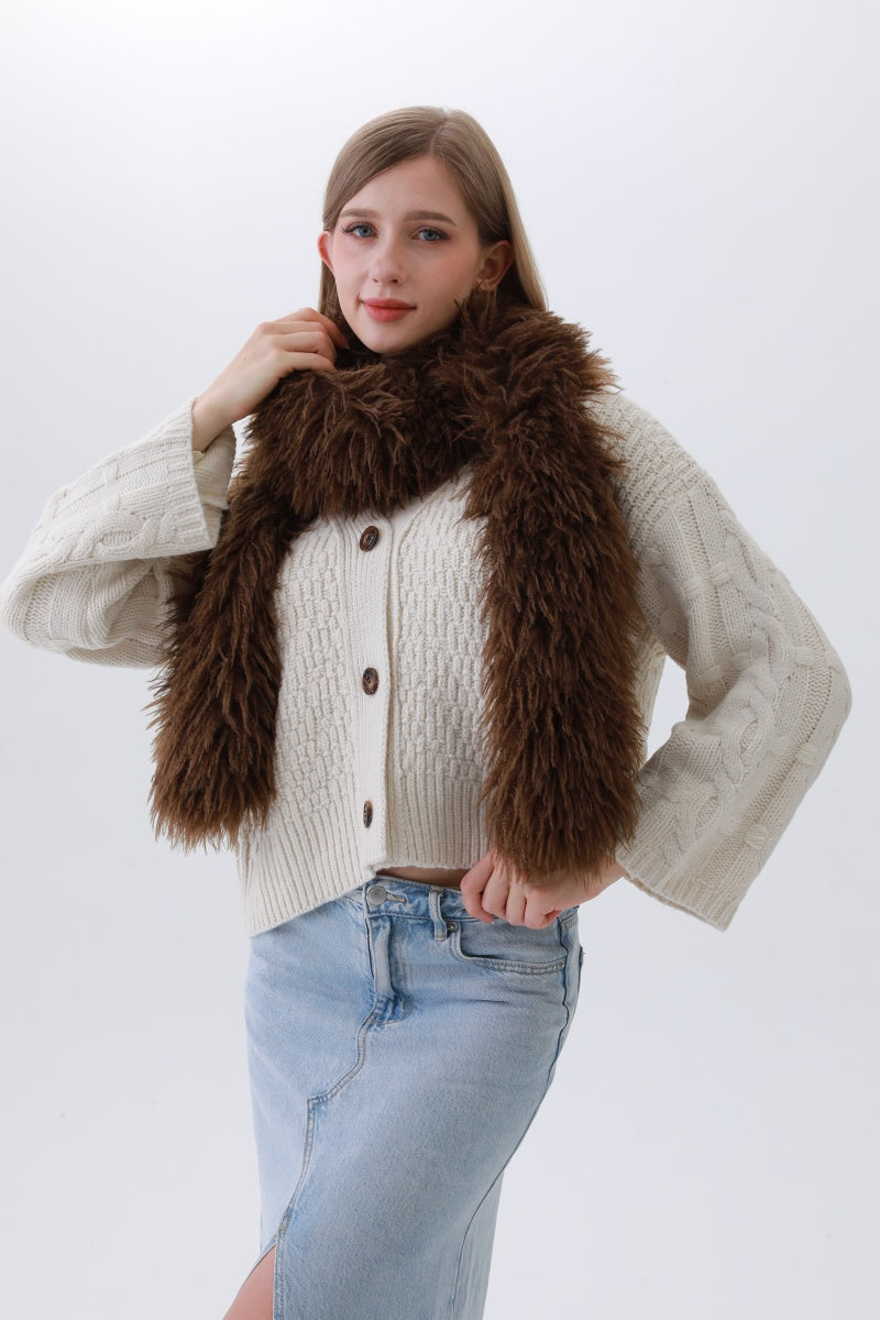 Luxe Feather-Trim Scarf – Plush Winter Elegance ??-Soul Flow Apparel