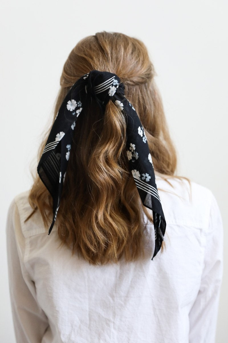 Dainty Flower Bandana-Soul Flow Apparel
