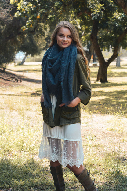 Luxury Mohair Square Scarf – Cozy & Elegant Wrap