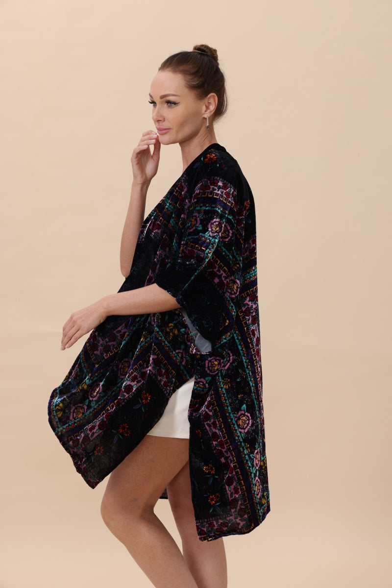 Floral-Stripe Velvet Kimono – Luxe Textures & Modern Tradition?????-Soul Flow Apparel