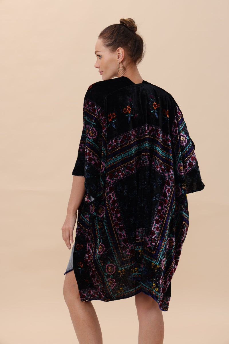 Floral-Stripe Velvet Kimono – Luxe Textures & Modern Tradition?????-Soul Flow Apparel