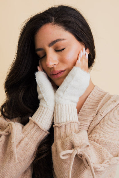 Plush Winter Gloves - Phone-Friendly Use ????-Soul Flow Apparel