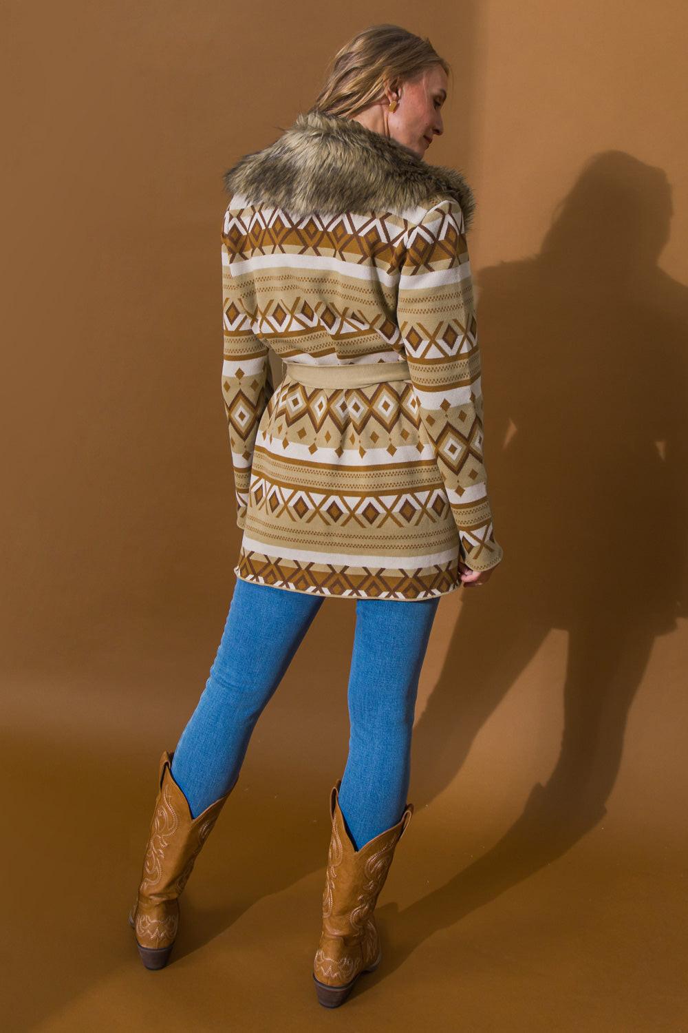 Warm Weather Sweater Cardigan With Detachable Faux Fur Collar