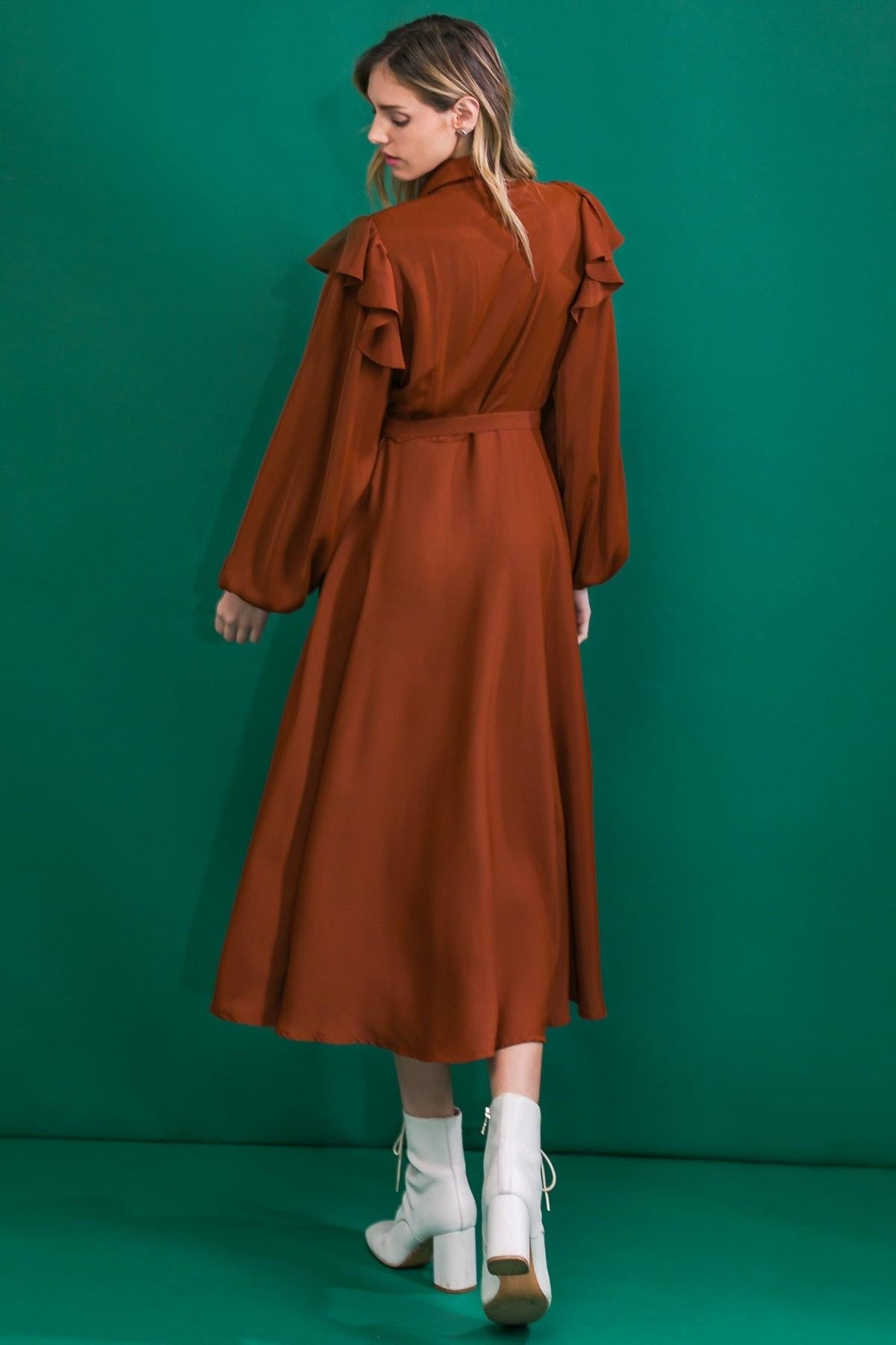 Brown Woven Midi Dress With Shirt Collar Self Belt And Ruffled Shoulders