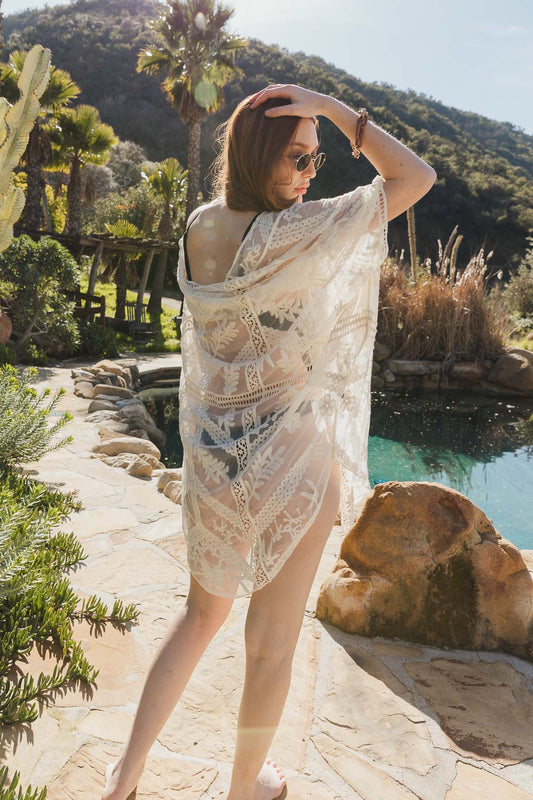Kimono - Embroidered Mesh Leaf Kimono