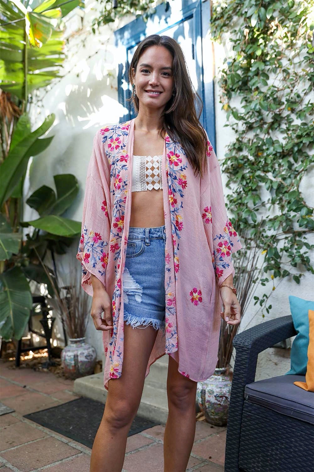 Elegant Floral Garland Kimono – Sophisticated Design-Soul Flow Apparel