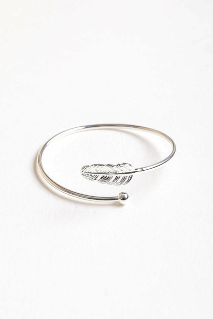 Chic Silver Feather Cuff Jewelry