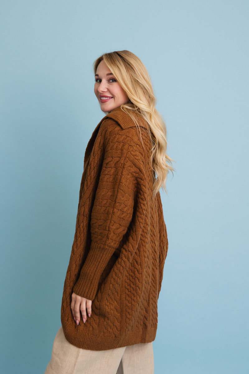 Leto Collection chunky cable knit poncho cardigan in brown with long sleeves and cozy design