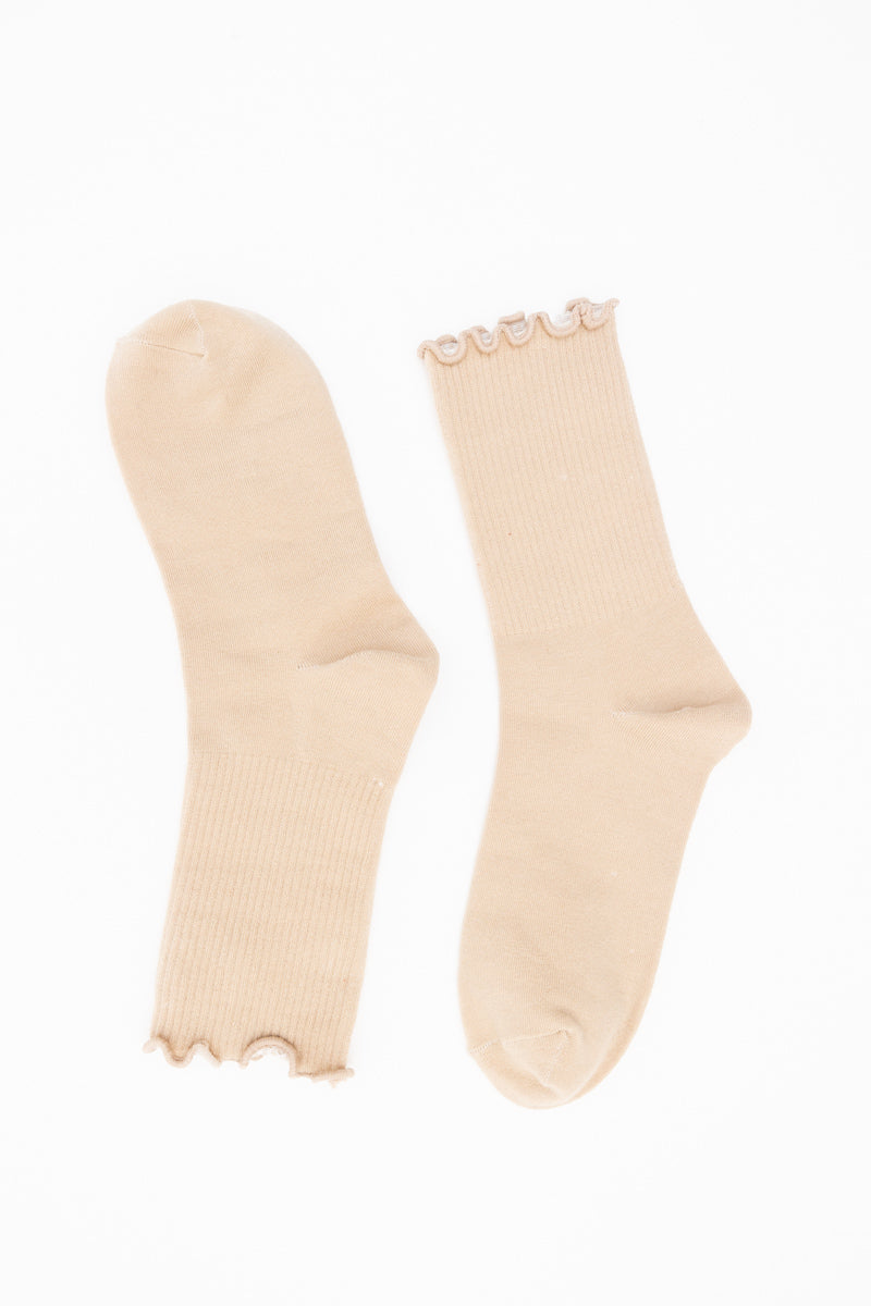 Leto Collection Cotton Blend Socks in Beige with Ruffled Trim for Comfortable Everyday Wear
