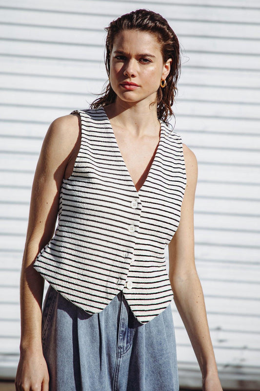 Pretty on Point Knit Vest in 20cre 20bla22 — Soul Flow Apparel