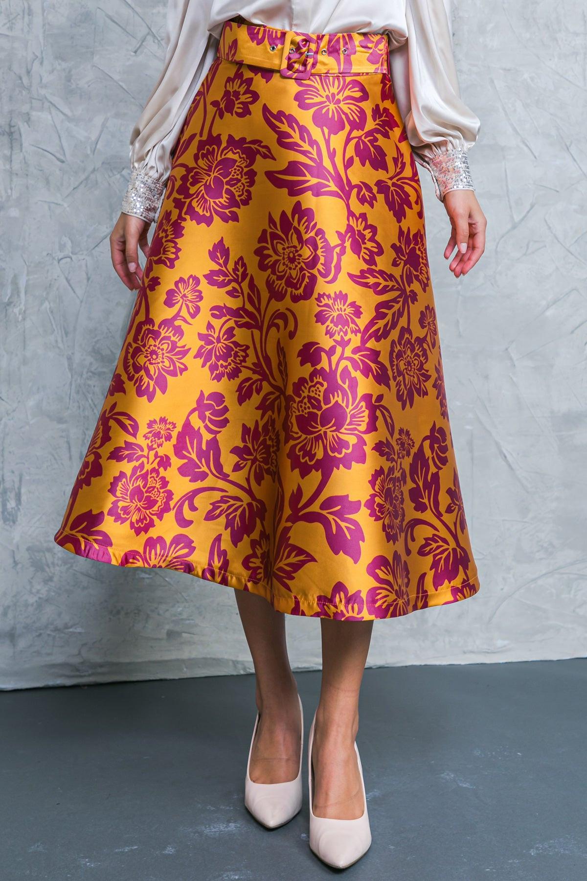 Perfect Refinement Woven Skirt With Self Belt And Side Zipper A Line Silhouette