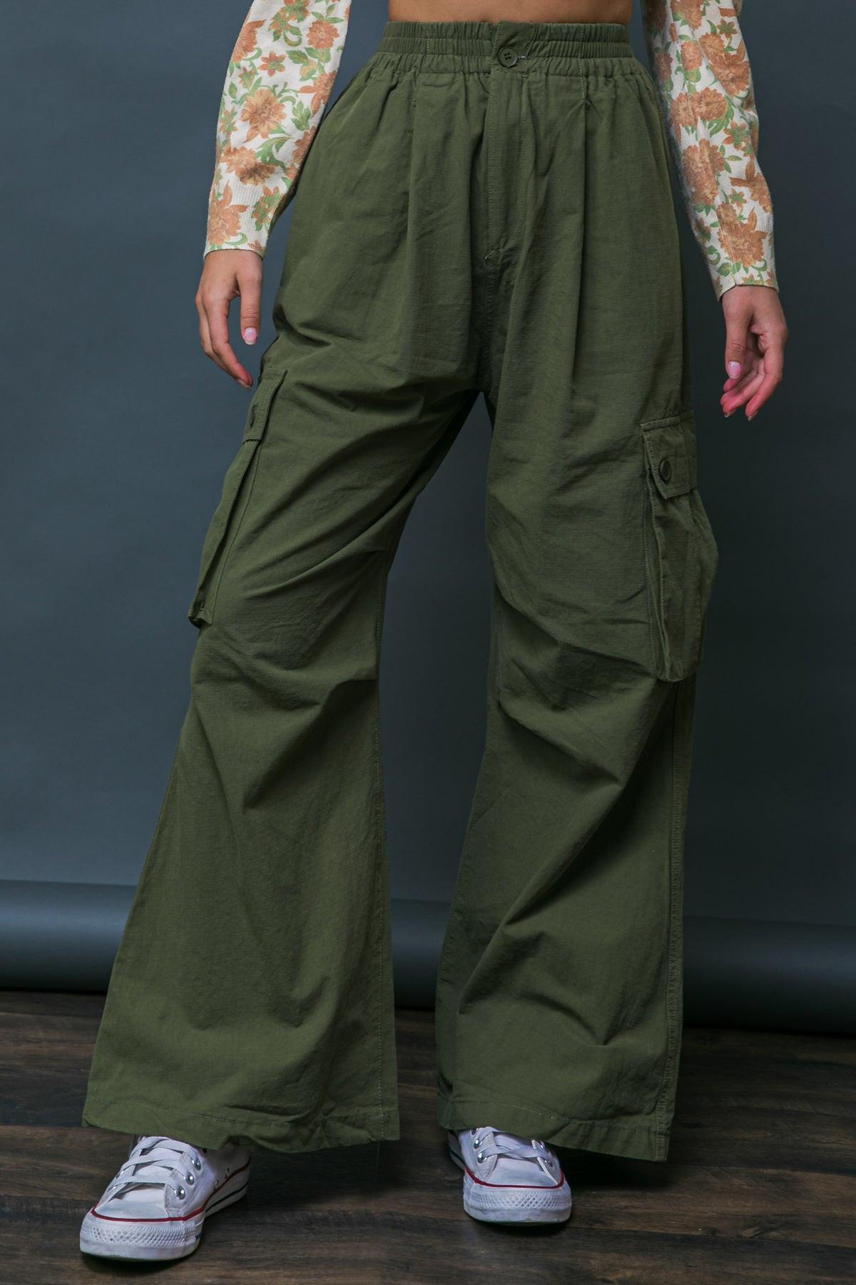 Incredible Moments Woven Cargo Pants With Elastic Waist And Wide Leg Outdoor