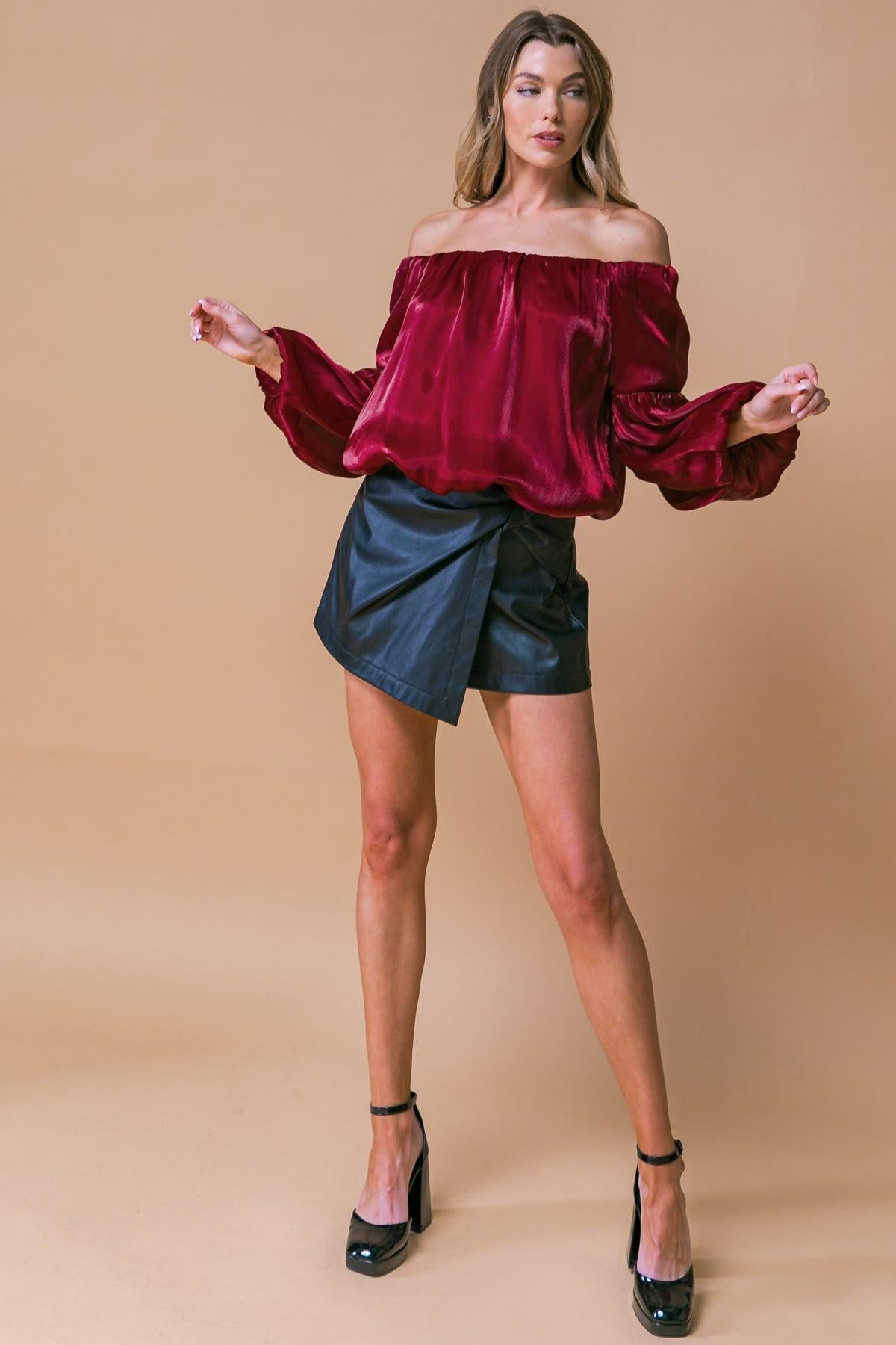 Simply Favored Woven Top Off On Neckline With Lantern Sleeves Elastic Waist