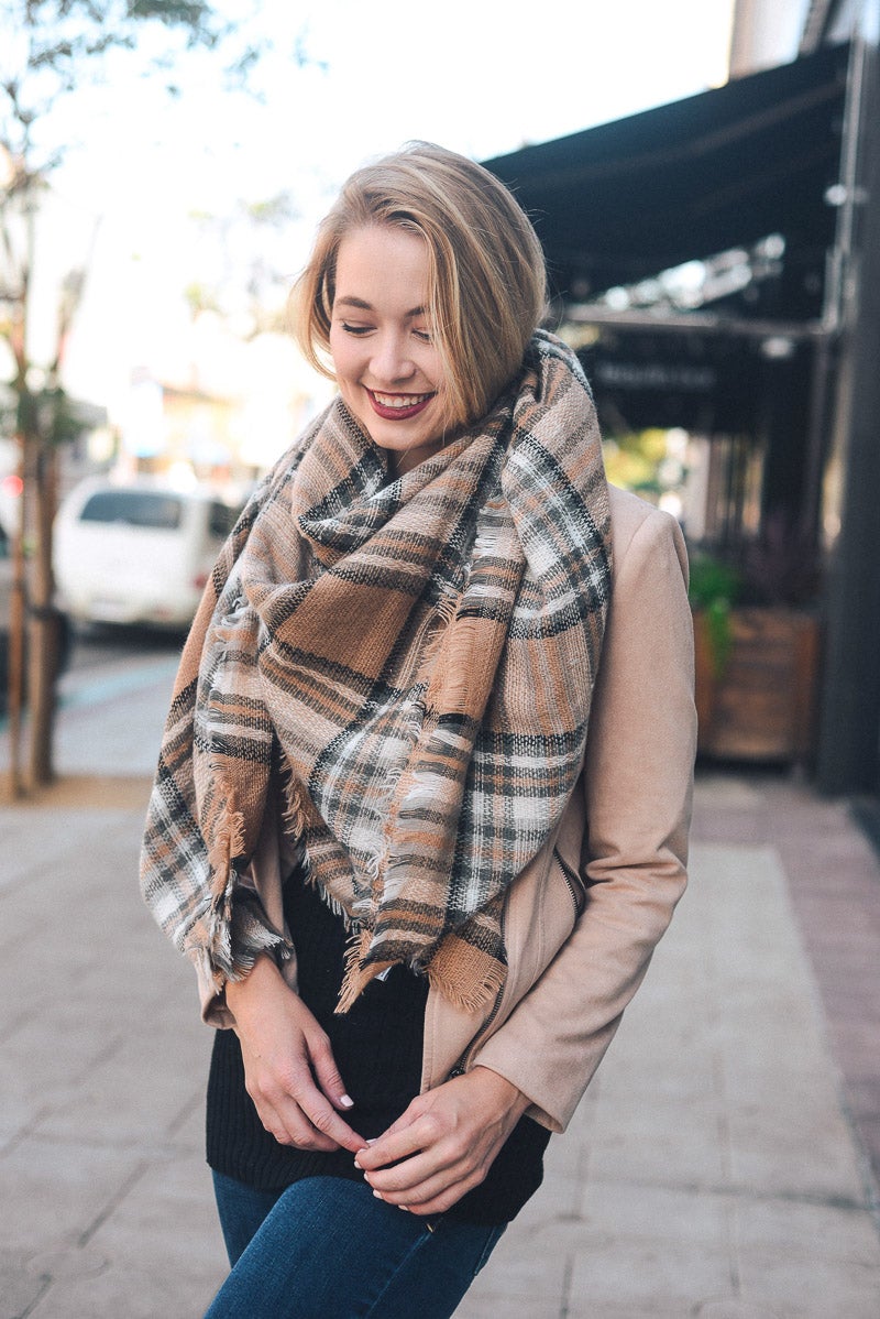 Flannel Frayed Edge Blanket Scarf-Soul Flow Apparel