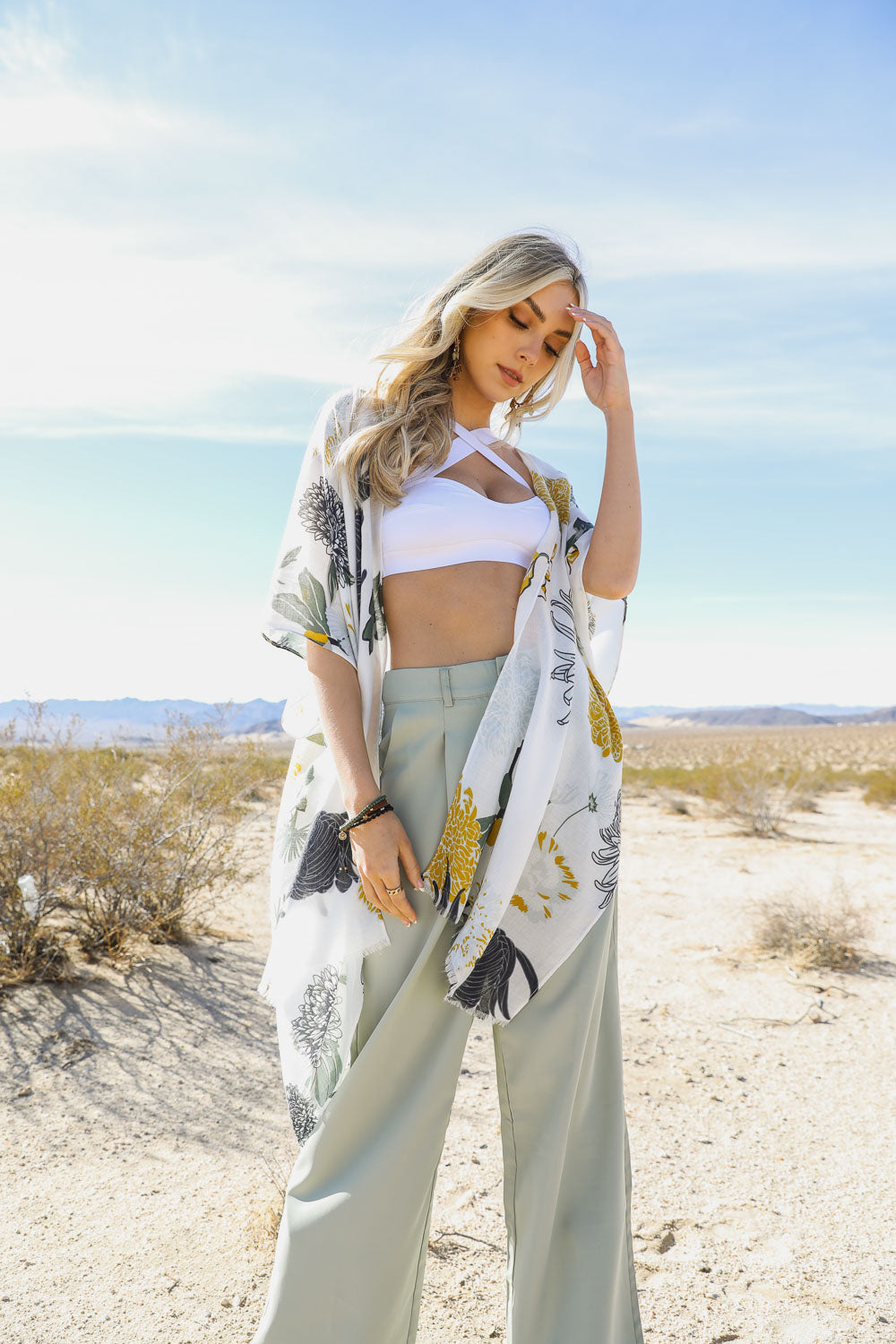 Floral Motif Combo Kimono-Soul Flow Apparel