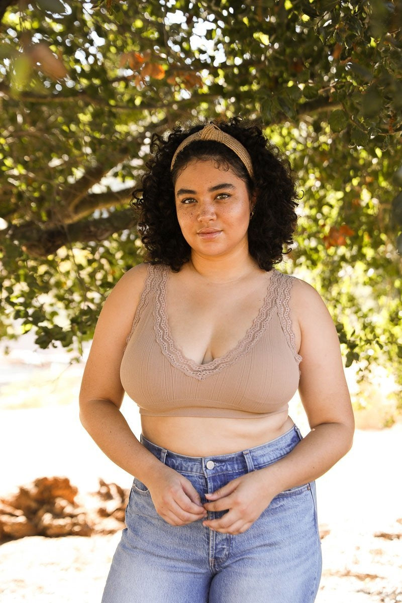 Lace Trim Padded Bralette-Soul Flow Apparel