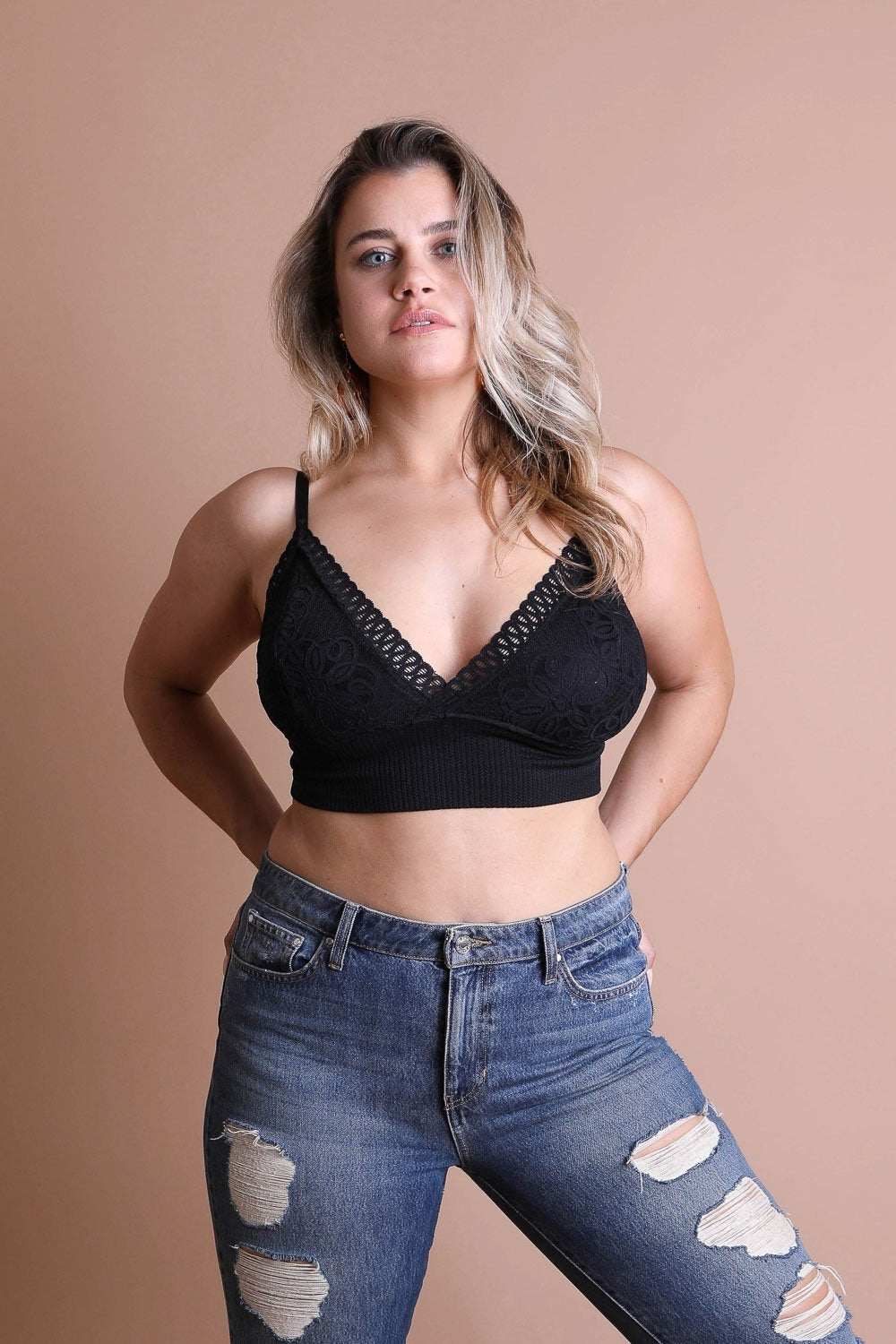 Waistband Loop Lace Brami Plus Size – Elegant Stretchy Lace Cami-Soul Flow Apparel