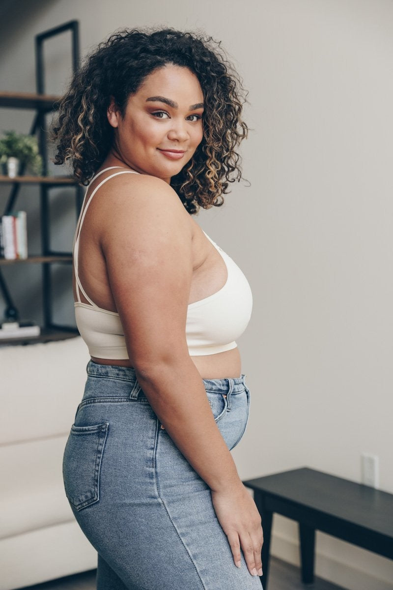 Plus Cutout Seamless Bralette-Soul Flow Apparel