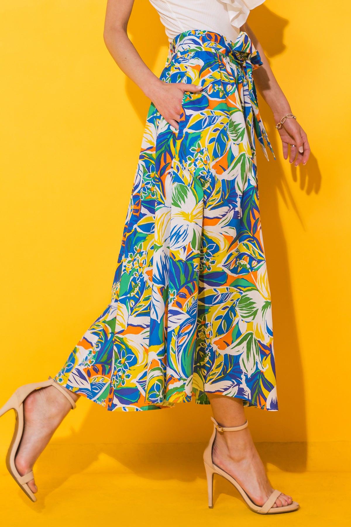 Printed Poplin Full Skirt With Self Tie And Pockets Side Zip Closure